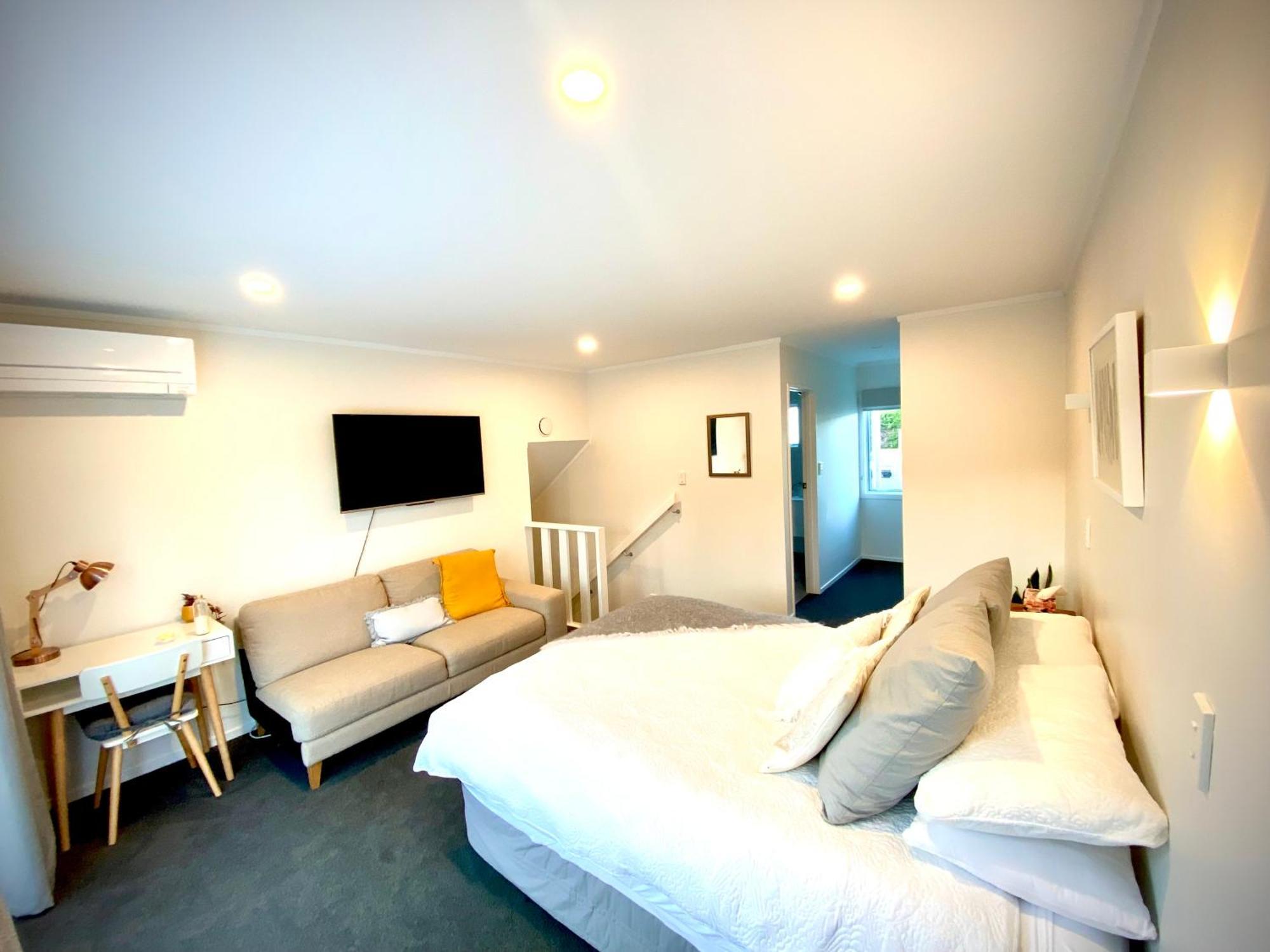 2 Mile Bay Guesthouse Lago Lago Taupo Esterno foto